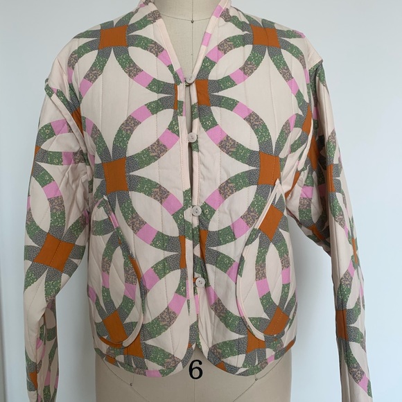 Quilted Fall Buttoned Jacket - Picture 4 of 5